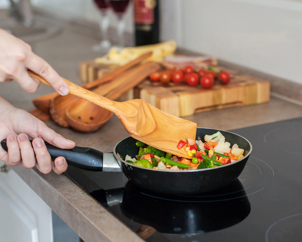 The advantages of plastic pot handles: a practical choice for modern kitchens